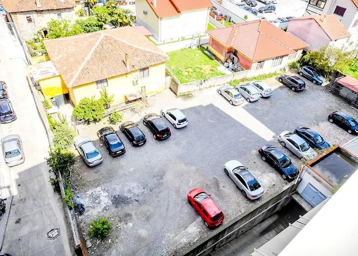 Happy Stories' In Centre * Shkoder